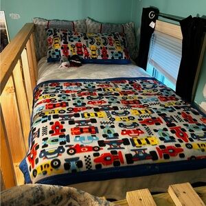 Colorful Vehicle-Themed Kids Bedding Set